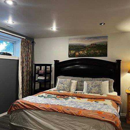 Hidden Valley New Basement Suite With Private Bathroom! Калгари Экстерьер фото